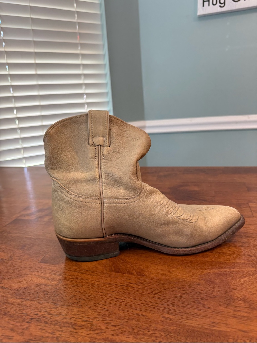 FRYE Billy Short Western Boots Womens Size 9 B Tan Beige Leather Cowboy Ankle - Picture 2 of 14